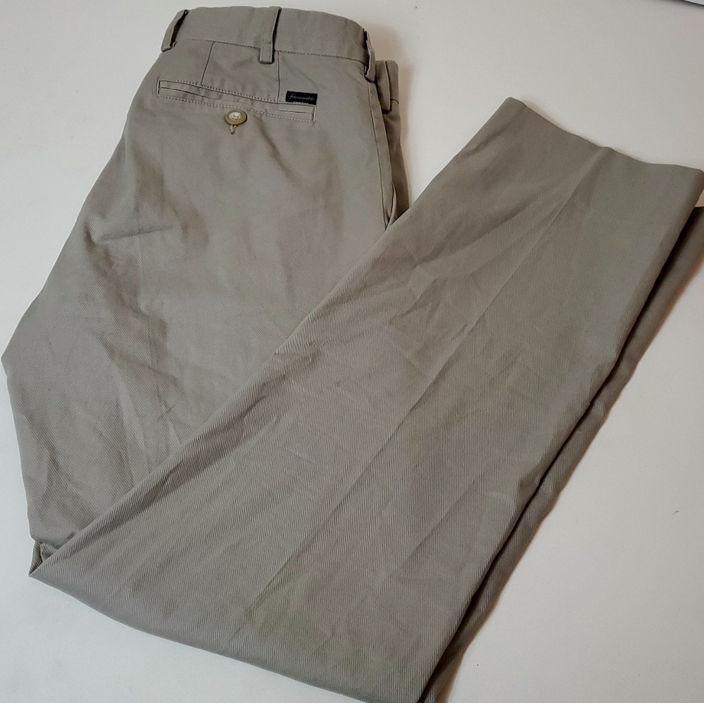 Faconnable Men's Pants Beige 31 Regular